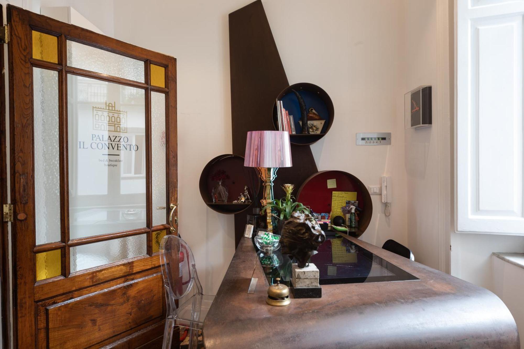 Palazzo Il Convento Guest house Naples